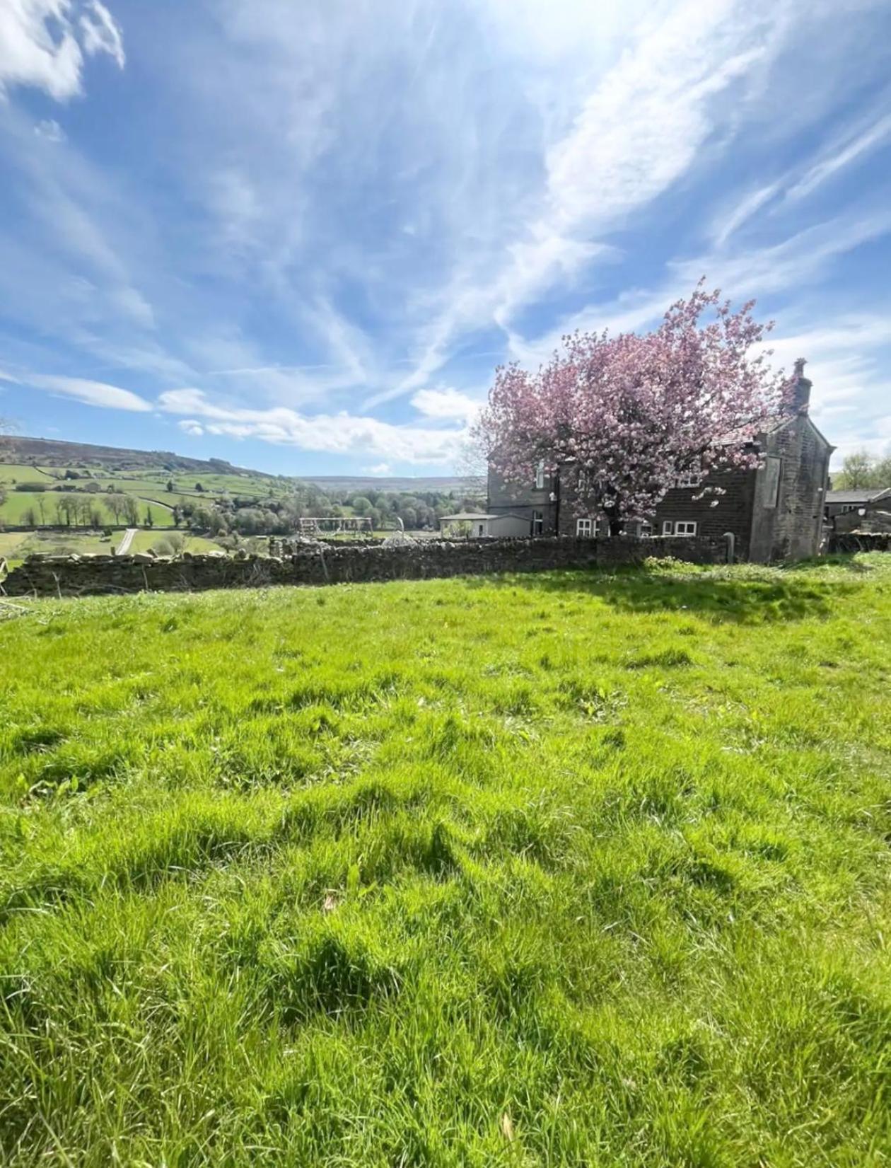 Bents Holiday Cottage Oxenhope Exterior photo